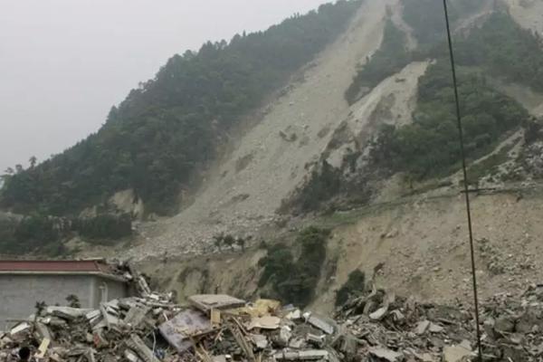 汶川地震发生在什么时候，发生在2008年5月12日14时28分4秒